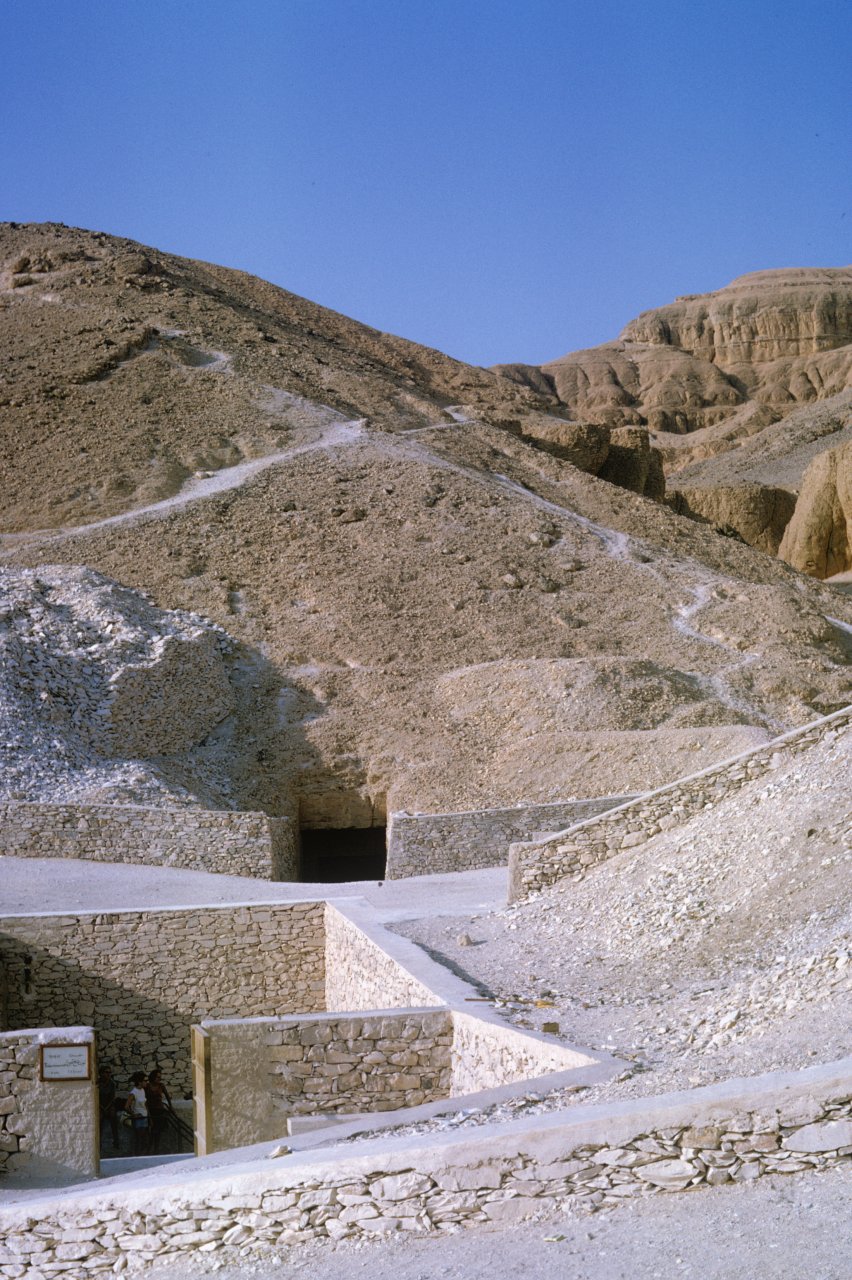 43-Valley of the Kings- Tuts Tomb- bottom left